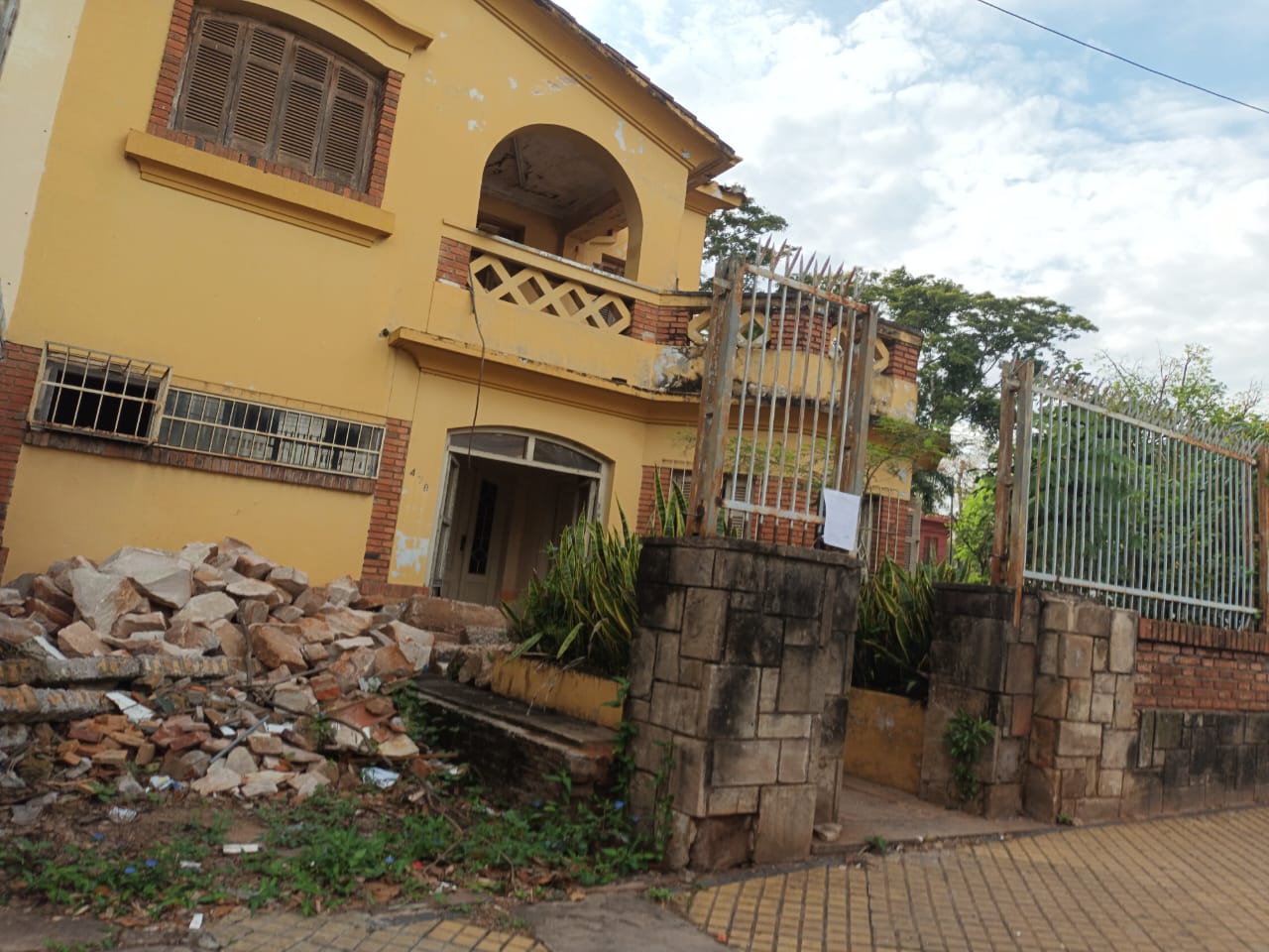 Más de 200 propietarios de viviendas con criaderos fueron notificados por la comuna de Asunción