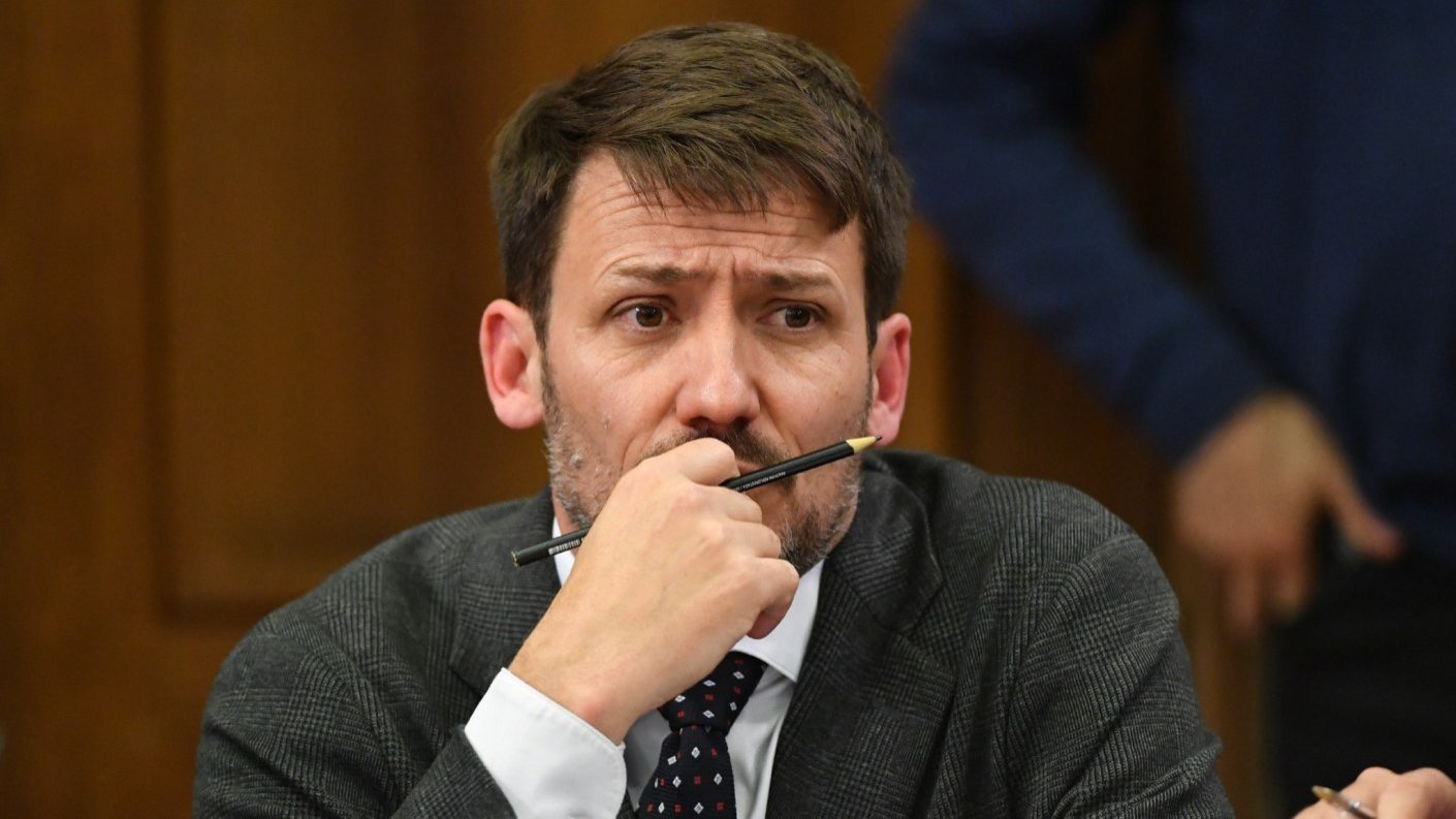 Insólito: un ministro renunció porque se equivocó en las cuentas Insólito: un ministro renunció porque se equivocó en las cuentas