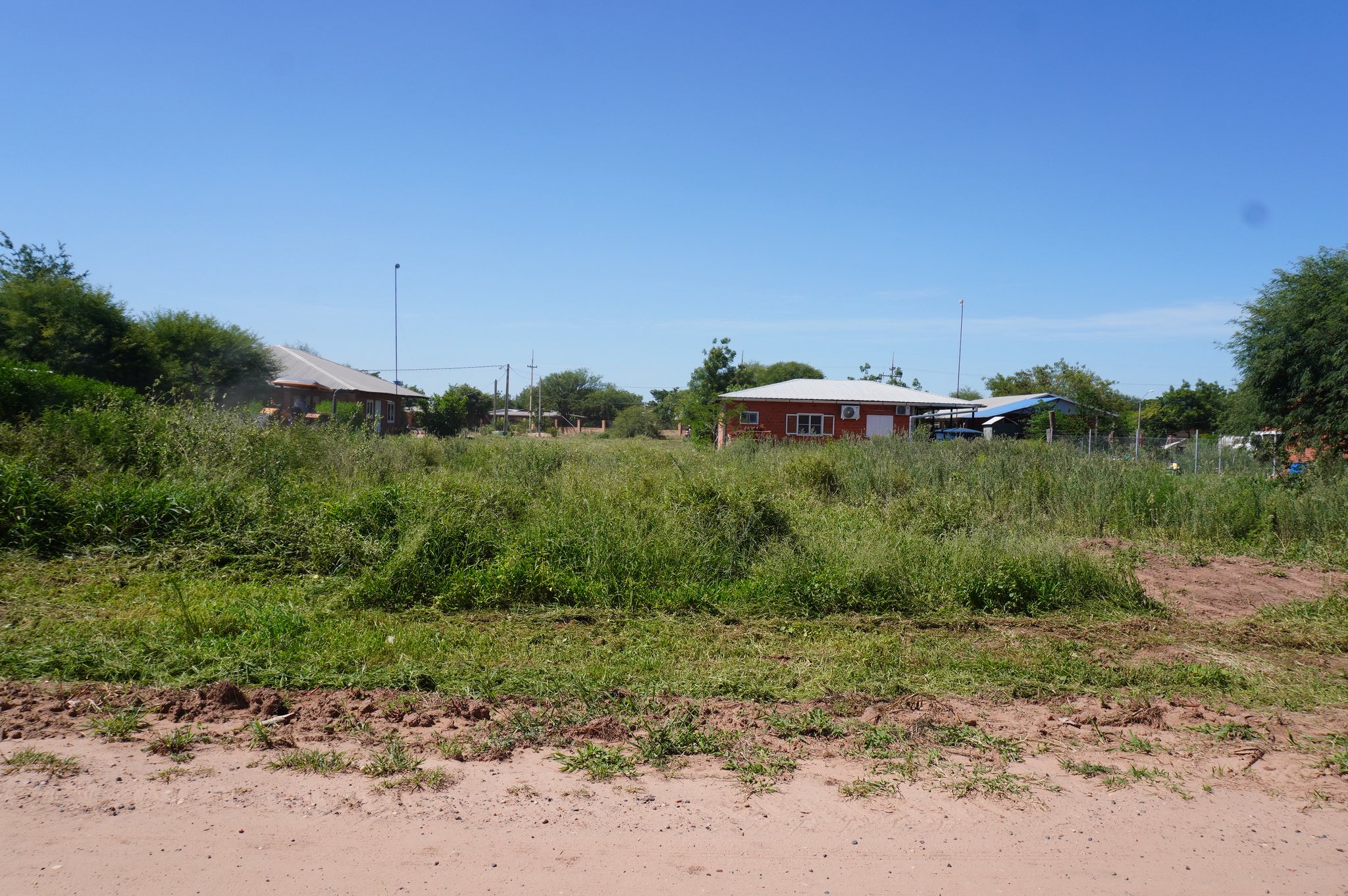 Comuna de Filadelfia avisa a dueños de patios baldíos sobre posibles sanciones