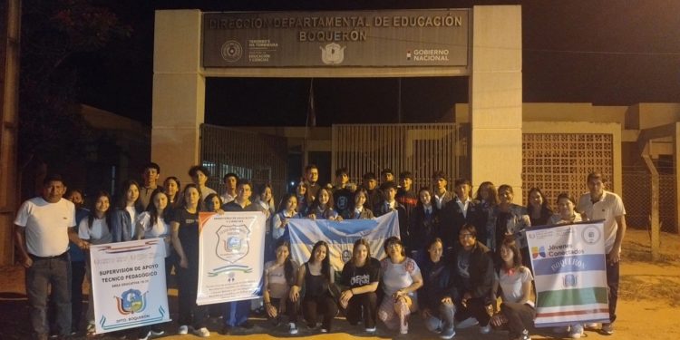 Jóvenes de Boquerón avanzan en la reducción de la brecha digital, a través de un programa de capacitación tecnológica Jóvenes de Boquerón avanzan en la reducción de la brecha digital, a través de un programa de capacitación tecnológica