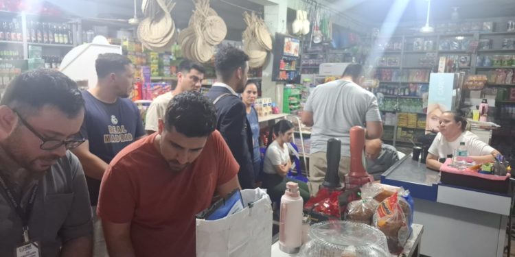 DNIT cierra un local comercial en Alberdi por no emitir comprobantes de venta