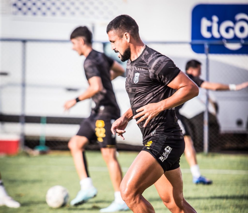 Guaraní va con todo y define equipo para seguir en la pelea Guaraní va con todo y define equipo para seguir en la pelea