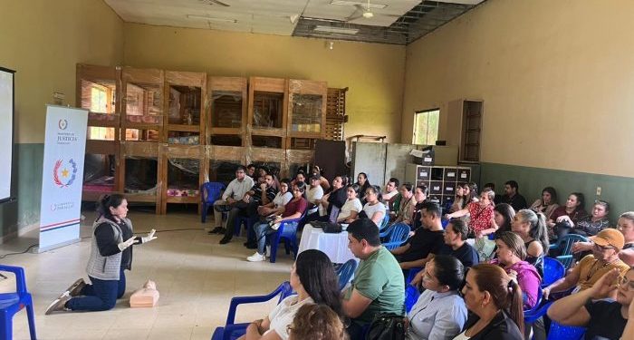 Profesionales de salud penitenciaria se preparan para atención sanitaria y primeros auxilios