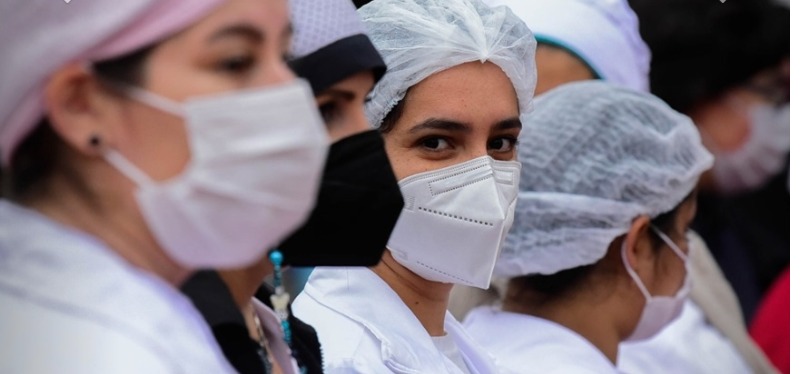 Salud Pública hace un llamado para profesionales de blanco: habilitan prórroga hasta el 23 de noviembre