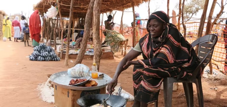 Los cristianos en Sudán, atrapados entre dos fuegos en una guerra que no da tregua Los cristianos en Sudán, atrapados entre dos fuegos en una guerra que no da tregua