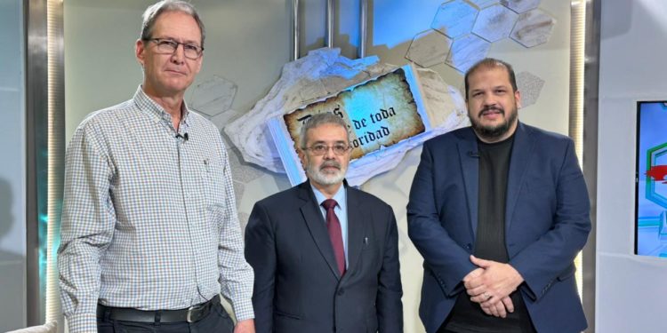 Una mirada crítica al Plan Nacional de Desarrollo 2050, esta noche en Salvando Vidas Una mirada crítica al Plan Nacional de Desarrollo 2050, esta noche en Salvando Vidas