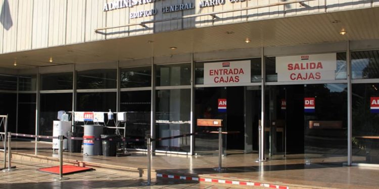 La ANDE aclara que ningún ajuste tarifario se dará este año y, en todo caso, será “gradual y previamente informado” La ANDE aclara que ningún ajuste tarifario se dará este año y, en todo caso, será “gradual y previamente informado”