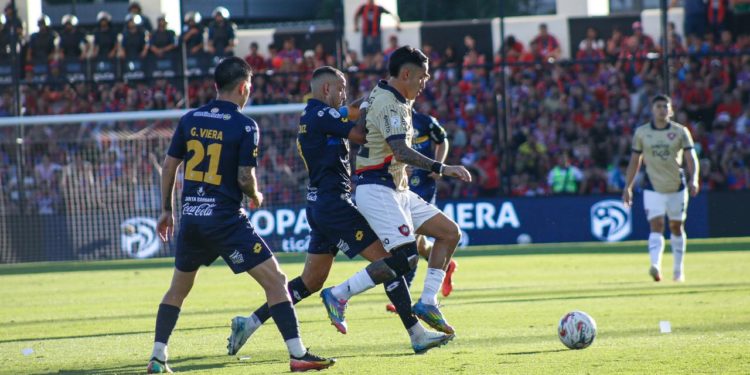 Cerro Porteño saca ventaja en la lucha por el título del Clausura