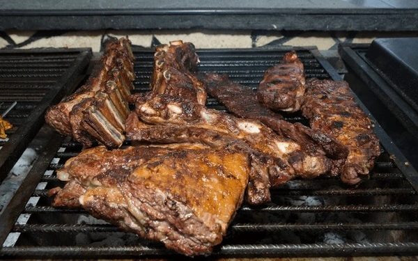 Paraguay tendrá menor oferta de costilla para fin de año, pero sin aumentos exorbitantes de precios, afirma CPC