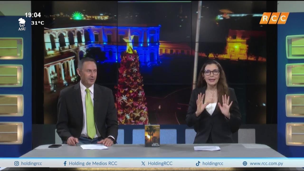 Video: El Noticiero de la Navidad,  con Ernesto Almada y Gisele Mousques