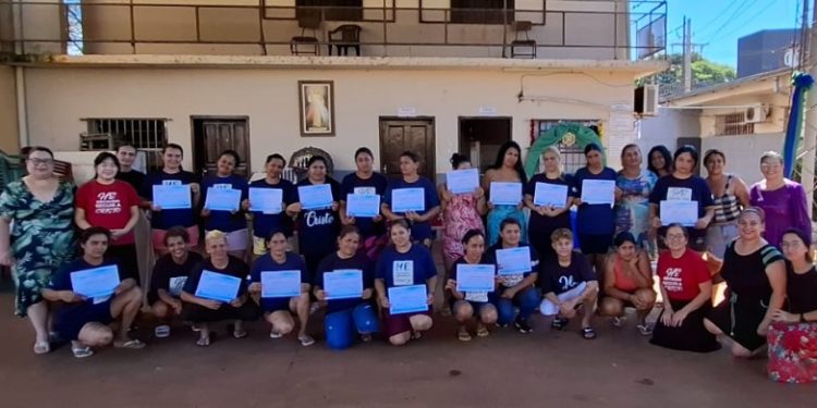 Bautismos en el correccional de Ciudad del Este resaltan el impacto de la Iglesia evangélica en las cárceles Bautismos en el correccional de Ciudad del Este resaltan el impacto de la Iglesia evangélica en las cárceles