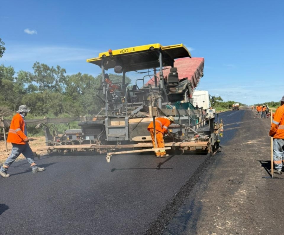 El Chaco se transforma: El Corredor Bioceánico inicia pruebas clave de asfalto en el Lote 2 El Chaco se transforma: El Corredor Bioceánico inicia pruebas clave de asfalto en el Lote 2