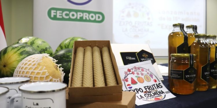 FECOPROD impulsa la “Expo Frutas” de La Colmena, festejo a la producción local y la cultura japonesa FECOPROD impulsa la “Expo Frutas” de La Colmena, festejo a la producción local y la cultura japonesa