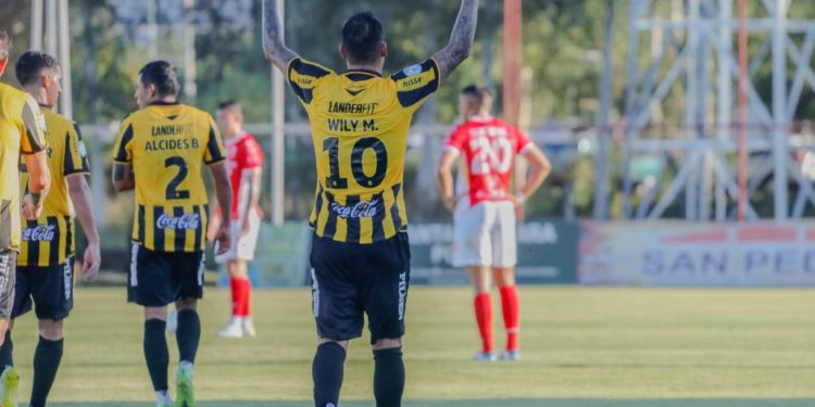 Movimiento en Dos Bocas: Guaraní confirma la salida de cuatro jugadores para el 2026 Movimiento en Dos Bocas: Guaraní confirma la salida de cuatro jugadores para el 2026
