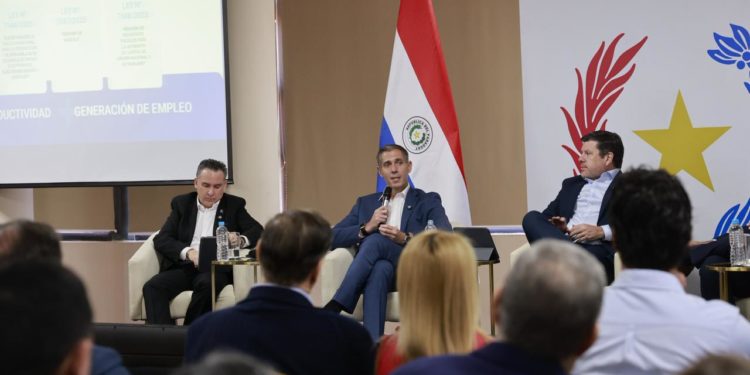 Industria crece en 2025 con más inversiones, empleo y articulación público-privada Industria crece en 2025 con más inversiones, empleo y articulación público-privada