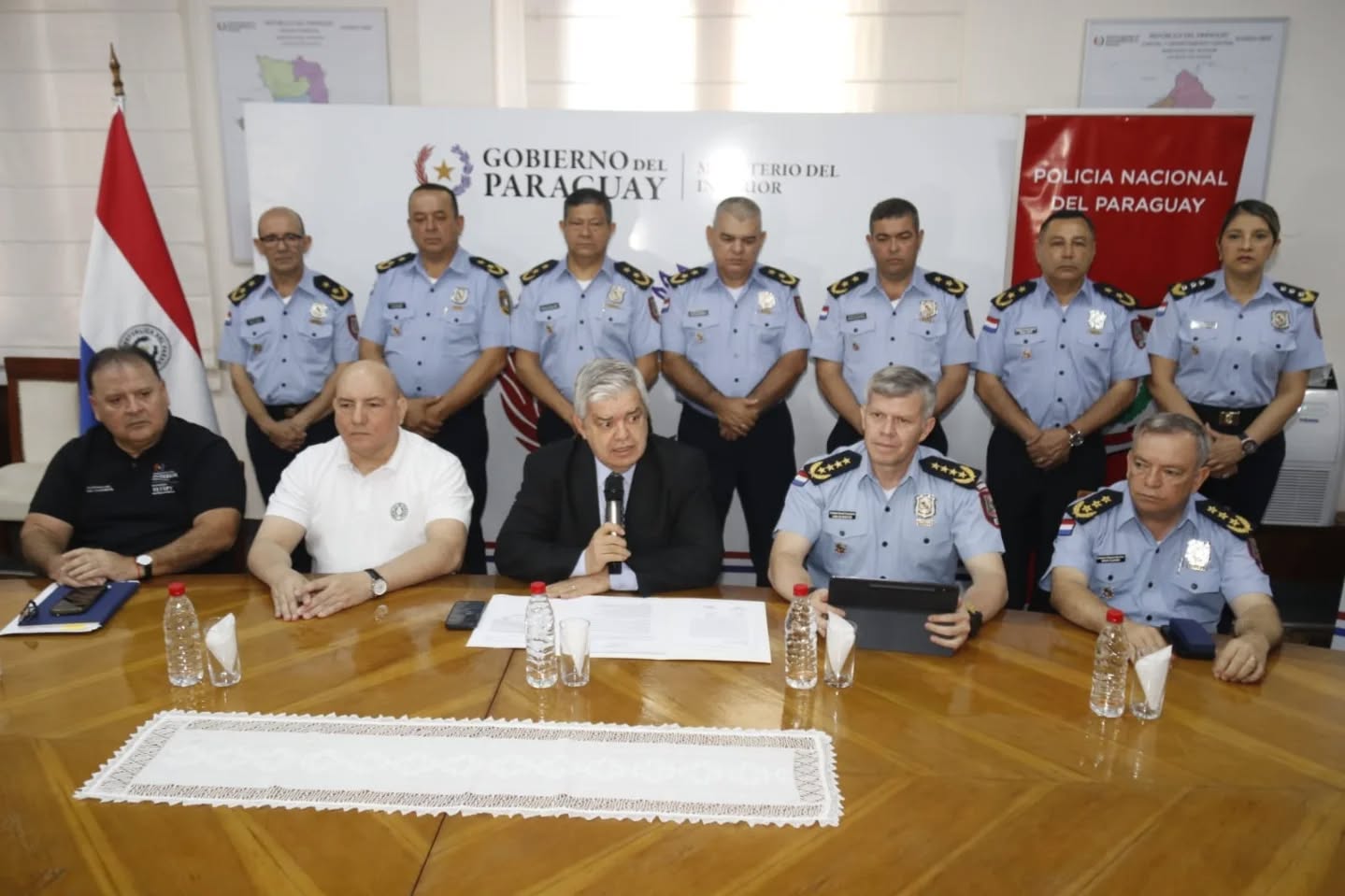 Riera “ruega” a campesinos evitar invasión de Lucipar y ofrece opciones de tierras: “No se dejen instrumentar”