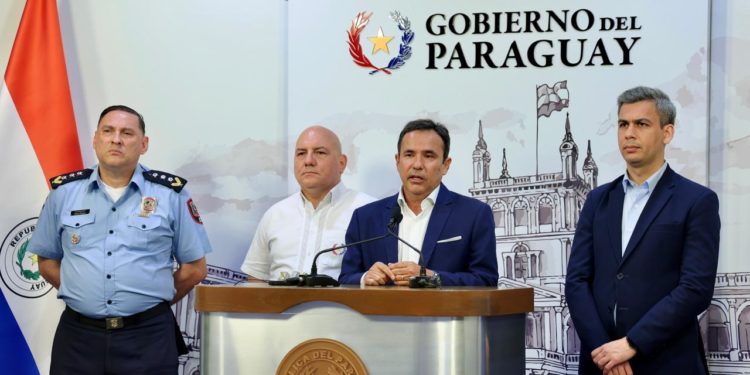 Gobierno activa plan de contingencia por huelga de choferes: Vehículos Públicos suplirán el servicio