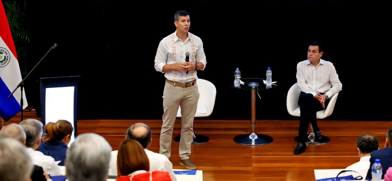 Peña insta al cuerpo diplomático a ser «un pedazo del Paraguay» para los migrantes compatriotas