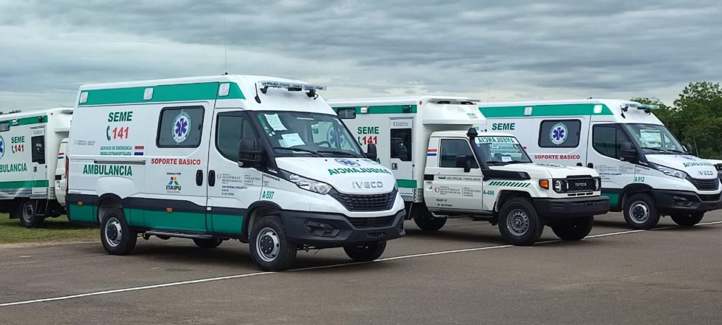 Gobierno completa flota de 217 ambulancias y proyecta inversión de USD 400 millones en salud