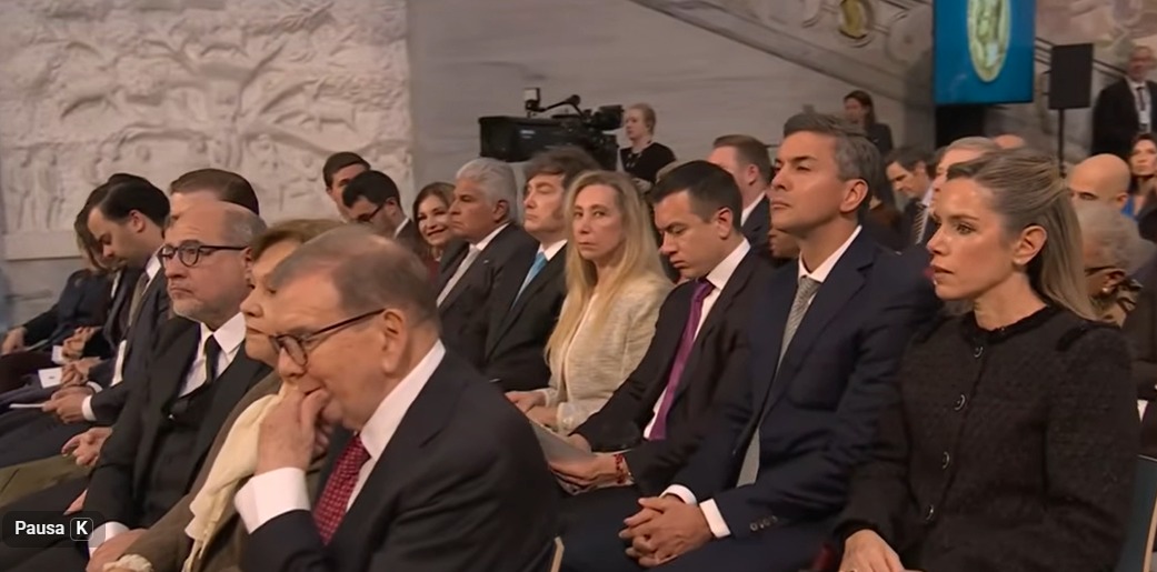 Presidente Peña inicia agenda oficial en Noruega con reunión bilateral con el Rey Harald V y el Primer Ministro Presidente Peña inicia agenda oficial en Noruega con reunión bilateral con el Rey Harald V y el Primer Ministro