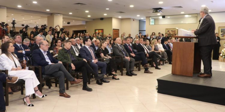 UIP alerta que el buen momento económico puede desvanecerse sin reformas profundas en el Estado UIP alerta que el buen momento económico puede desvanecerse sin reformas profundas en el Estado