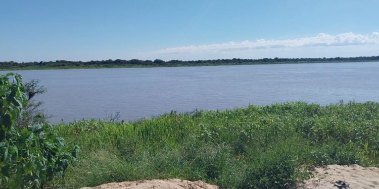 Tragedia en Carmelo Peralta: un adolescente de 14 años fallece ahogado en el río Paraguay