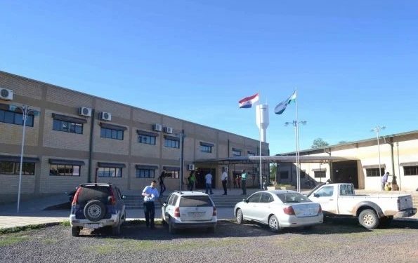 Gobernación de Boquerón oficializa convocatoria de becas universitarias 2026