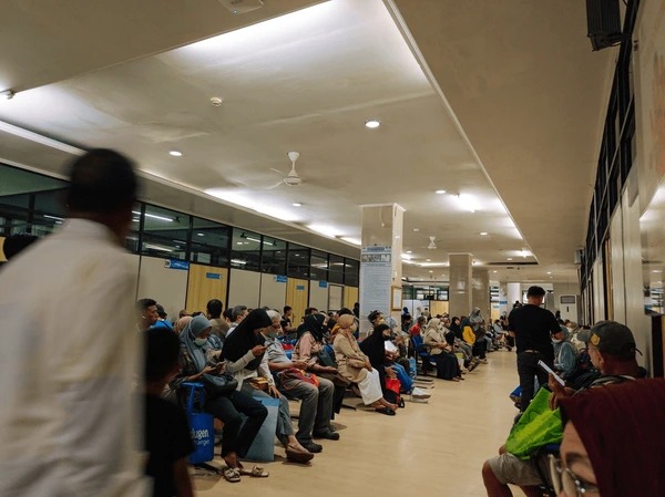 Círculo de Médicos denuncia sistema de «médicos mau» y cuoteo político