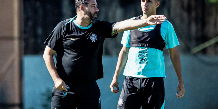 El mercado de Olimpia: plantel casi completo y apunta a un refuerzo clave