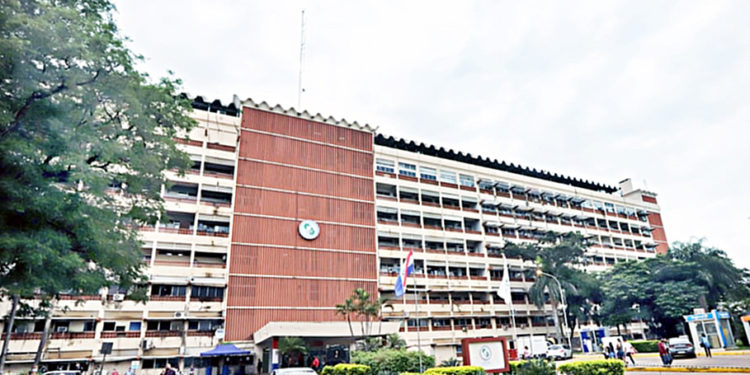 Superintendencia de Salud ordena auditoría al Hospital Central del IPS por fallecimiento de un paciente Superintendencia de Salud ordena auditoría al Hospital Central del IPS por fallecimiento de un paciente