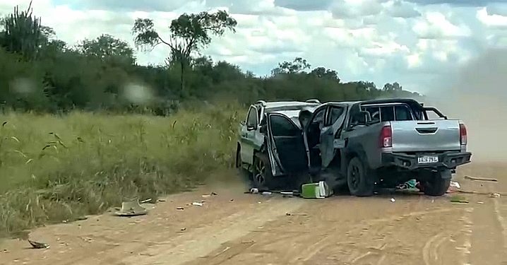 Policía confirma tres fallecidos tras violento choque de camionetas en Alto Paraguay 