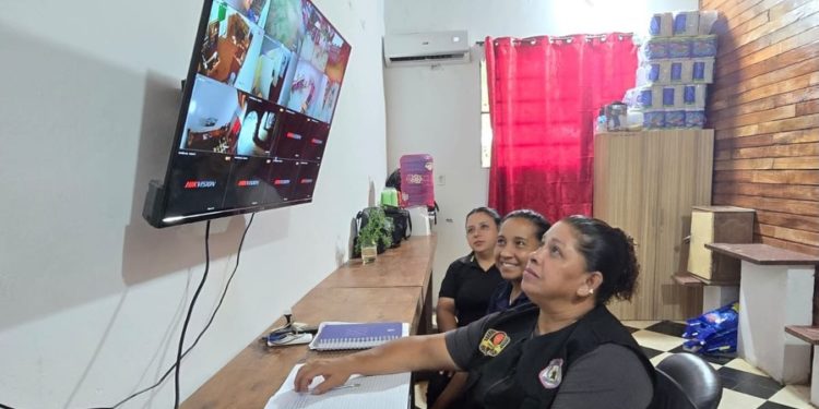 Habilitan nueva unidad de salud y sala de monitoreo en Emboscada Antigua Habilitan nueva unidad de salud y sala de monitoreo en Emboscada Antigua
