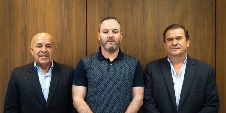 MADES y Lambaré coordinan acciones estratégicas para fortalecer la gestión ambiental urbana