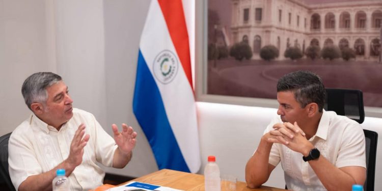 Educación de calidad: MEC garantiza kits con libros, avanza hacia “letrina cero” y refuerza la formación docente