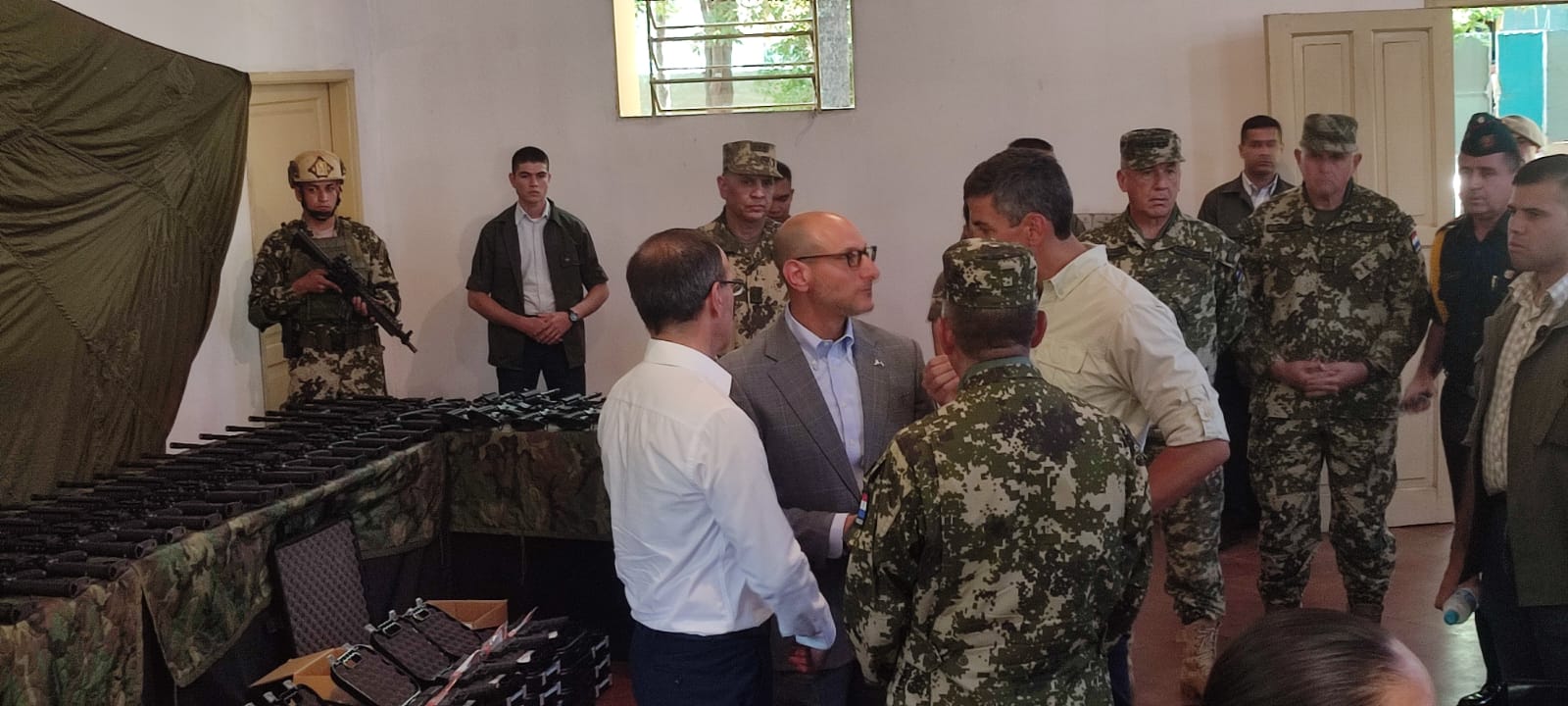 Ministro de Defensa respalda la reforma de la Caja Fiscal y garantiza que no afectará derechos adquiridos de militares y policías