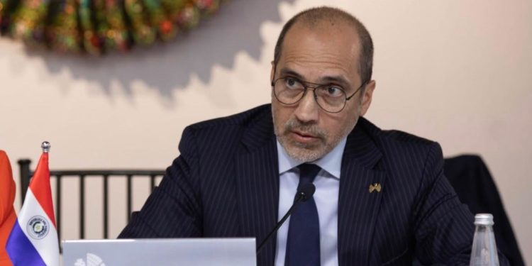 Paraguay se posiciona como un actor global con la firma de la «Junta por la Paz por Gaza», en Davos