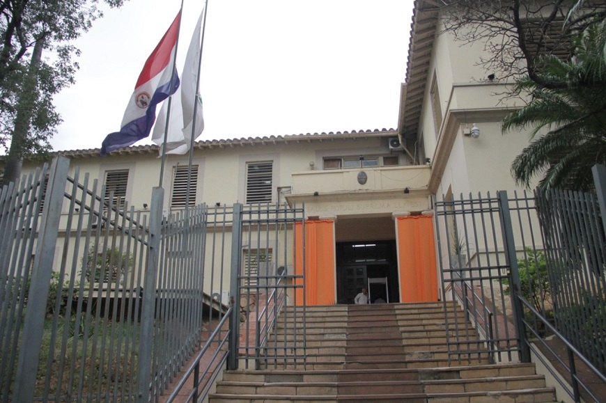 Deuda histórica de Salud con proveedores de medicamentos alcanza USD 814 millones