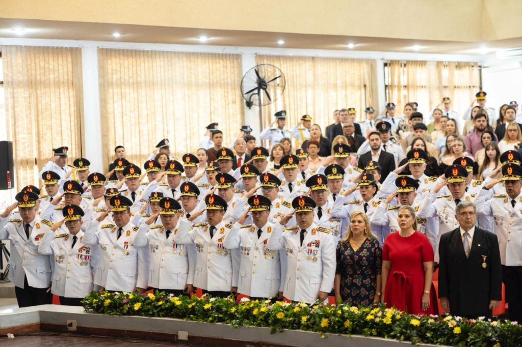 Mayor exigencia en los ascensos busca fortalecer la credibilidad de la Policía