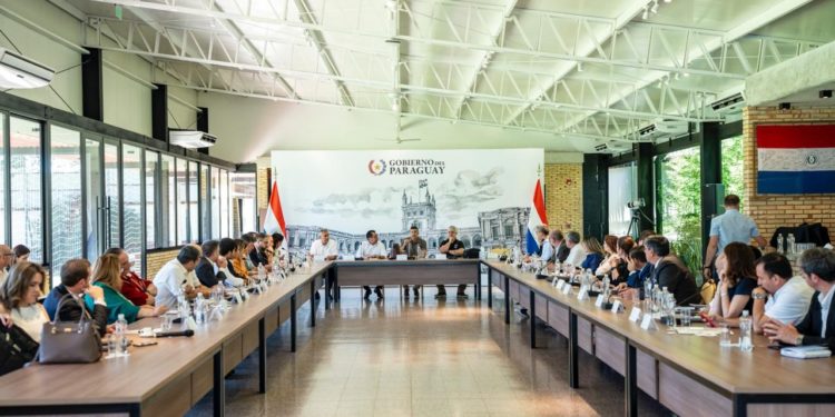 Gabinete Social define prioridades para que el crecimiento económico impacte en las familias en 2026