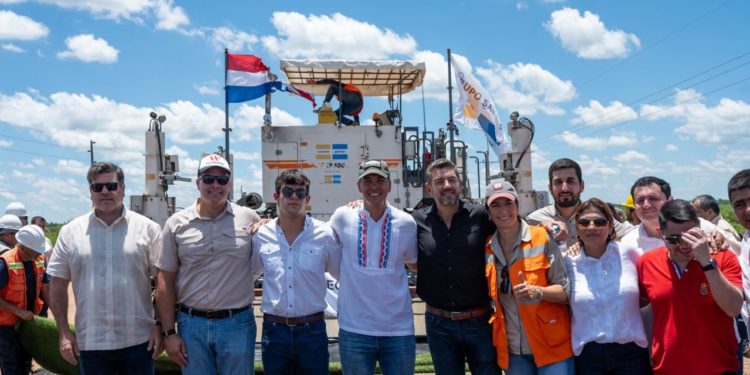 Arranca la primera ruta nacional de hormigón que une Pozo Colorado-Concepción