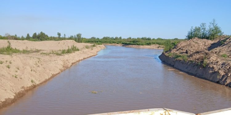 Alertan sobre riesgos de más desbordes del río Pilcomayo, debido a falencias en mantenimiento preventivo Alertan sobre riesgos de más desbordes del río Pilcomayo, debido a falencias en mantenimiento preventivo