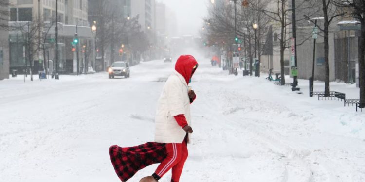 El frío glacial se extiende en Estados Unidos