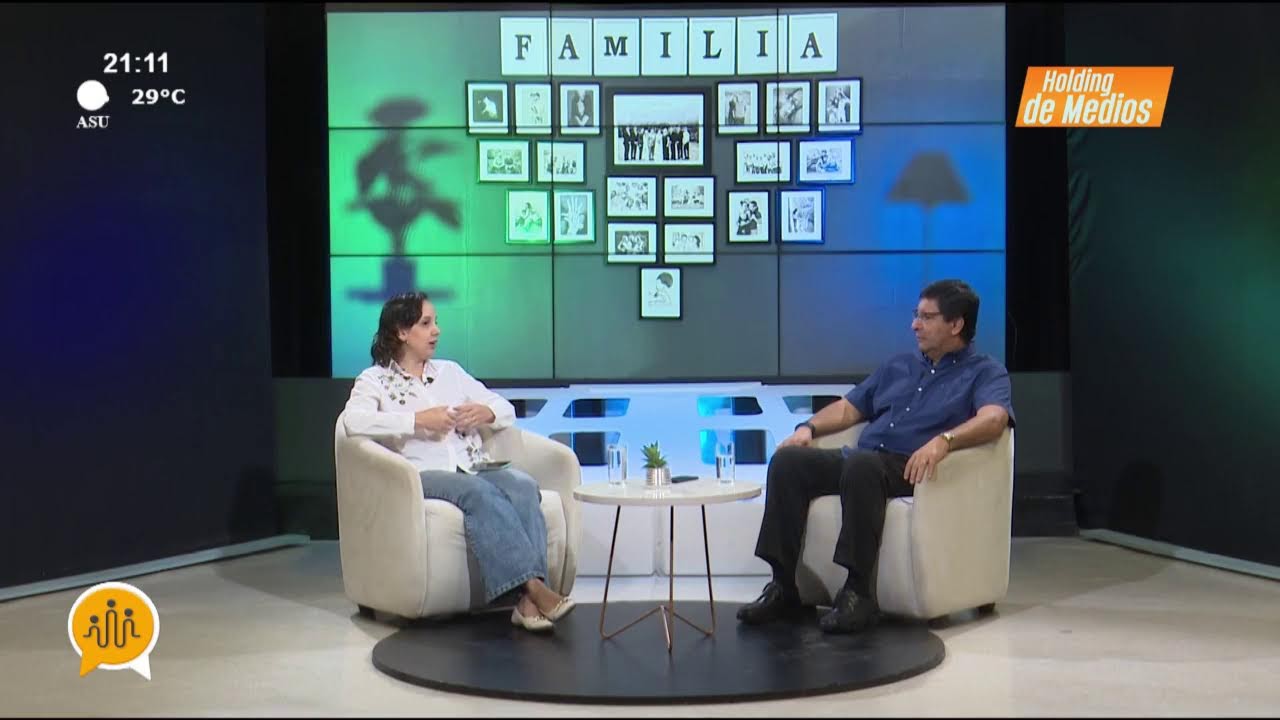 Video: Hablando Sinceramente en Familia  |  La importancia de los padres en la formación de los hijos