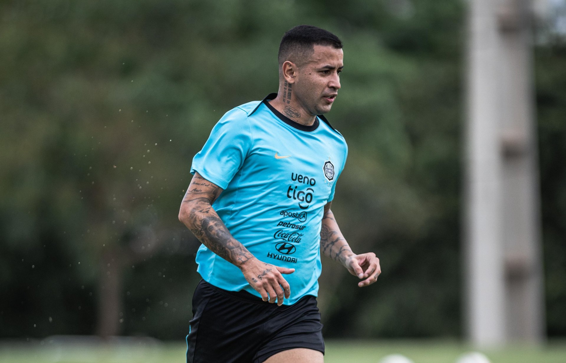 Buenas noticias en Olimpia: Derlis González avanza firme en su recuperación