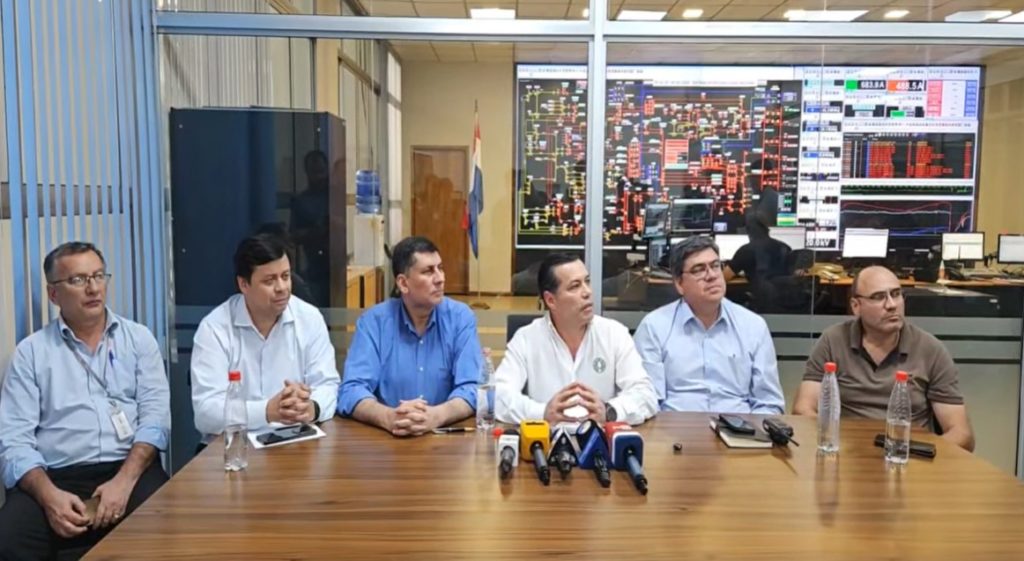 Corte masivo afectó al 90% del país: ANDE asegura que no hubo colapso por consumo Corte masivo afectó al 90% del país: ANDE asegura que no hubo colapso por consumo