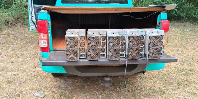 Golpe a la criptominería ilegal en Luque Golpe a la criptominería ilegal en Luque