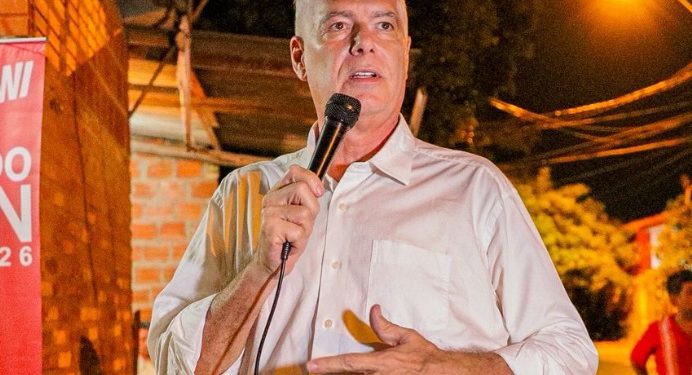 Revés para fiscales: Juez devuelve imputación contra Arnoldo Wiens por considerarla «deficiente» Revés para fiscales: Juez devuelve imputación contra Arnoldo Wiens por considerarla «deficiente»