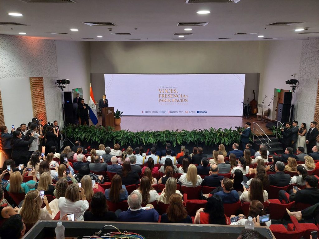 Gobierno conmemora el “Día de la Mujer Paraguaya” con el compromiso de saldar una “deuda histórica” Gobierno conmemora el “Día de la Mujer Paraguaya” con el compromiso de saldar una “deuda histórica”