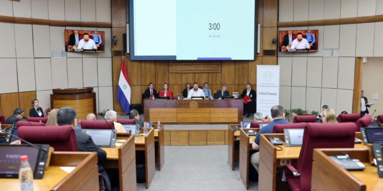 Diputados convocan a sesión extra para debatir reforma de la Caja Fiscal, ante “cifras alarmantes” Diputados convocan a sesión extra para debatir reforma de la Caja Fiscal, ante “cifras alarmantes”