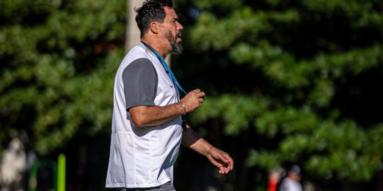 “Vitamina” Sánchez define el once con bajas sensibles para el superclásico “Vitamina” Sánchez define el once con bajas sensibles para el superclásico